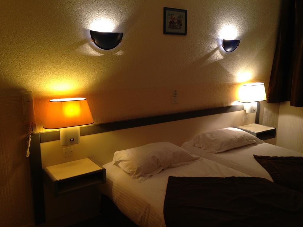 Hotel Continental Vierzon Exteriör bild